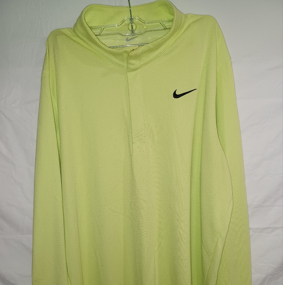 Nike golf pullover